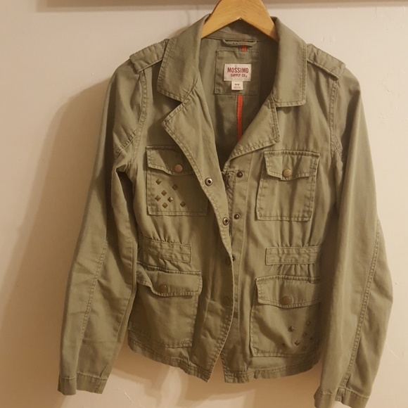 Army green jacket - Picture 1 of 3